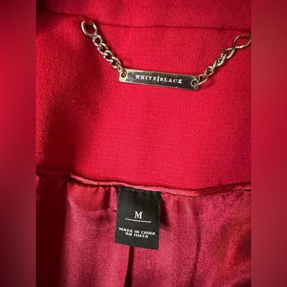 WHITE HOUSE BLACK MARKET Women's Red pea coat trench jacket pearl button
Sz M - Picture 13 of 16